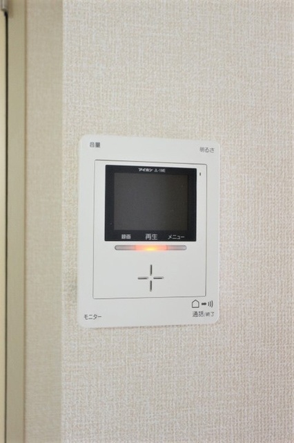 セキュリティ　モニター付きインターホン