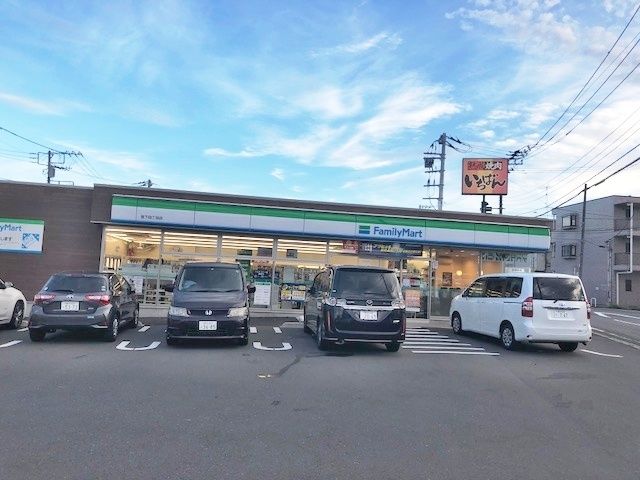 コンビニ　ファミリーマート　笹下4丁目店（コンビニ）まで136m