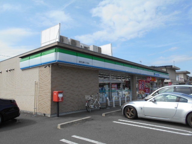 コンビニ　ファミリーマート岐阜西改田上の町店（コンビニ）まで331m