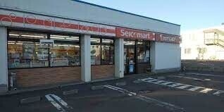 コンビニ　セイコーマート前田8条店（コンビニ）まで584m
