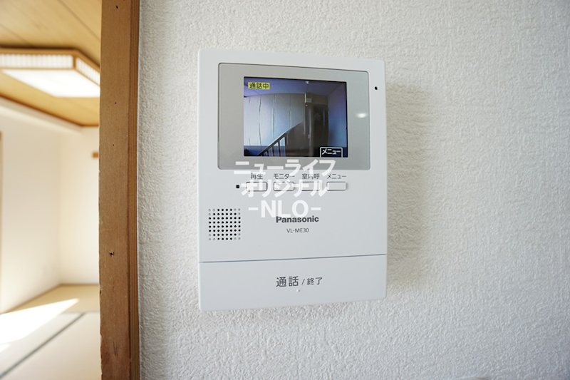 セキュリティ　室内から来訪者を確認できるTVモニターホン付きで安心です☆