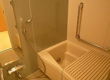 バス・シャワールーム　別部屋の画像を使用しております。