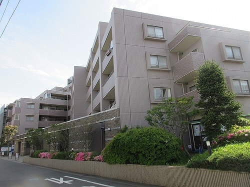 建物外観　建物外観　※2026年4月撮影の写真