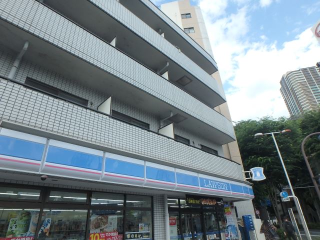 コンビニ　ローソン（コンビニ）まで70m