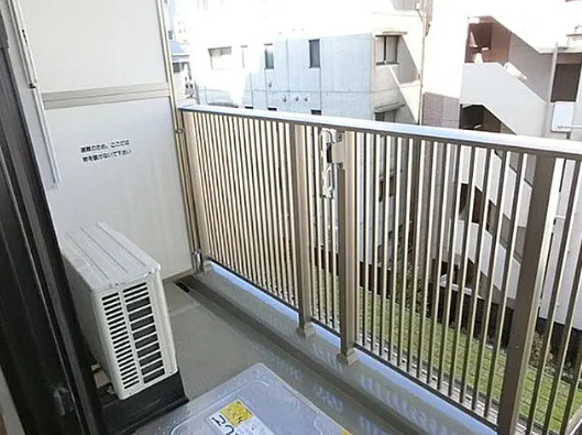 バルコニー　写真は同タイプ住居です。