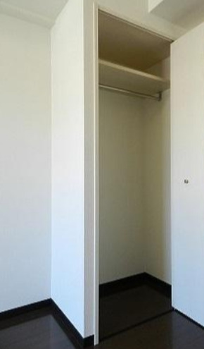 収納　別タイプ部屋　参考写真です