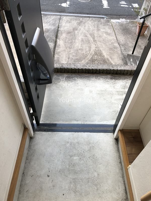 玄関　※別部屋参照