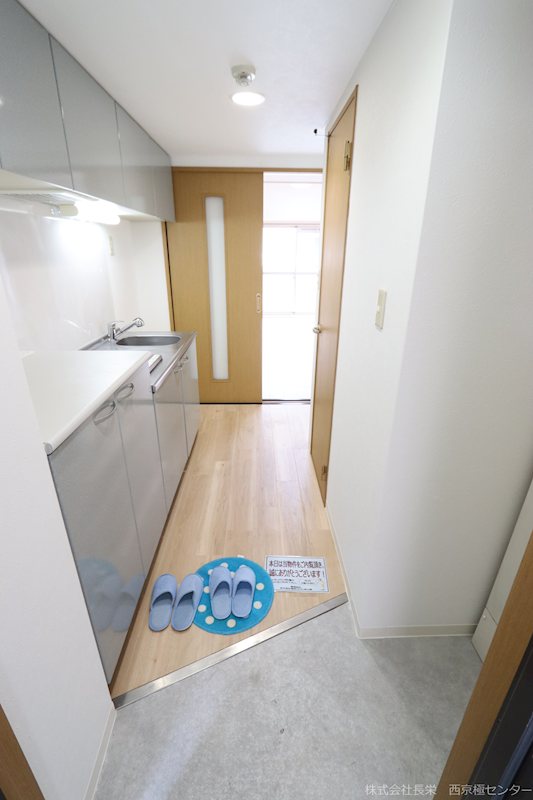 玄関　※同マンション別室写真