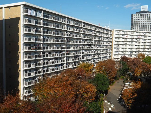 建物外観　「新浦安」駅徒歩3分の大規模マンション