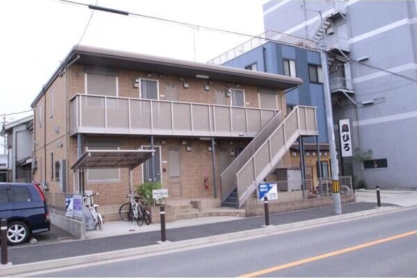 建物外観　落ち着いた雰囲気の外観です
