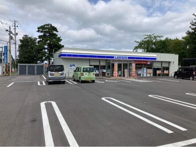コンビニ　ローソン青森横内店（コンビニ）まで565m