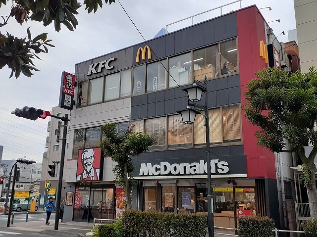 その他　マック・ＫＦＣまで900m