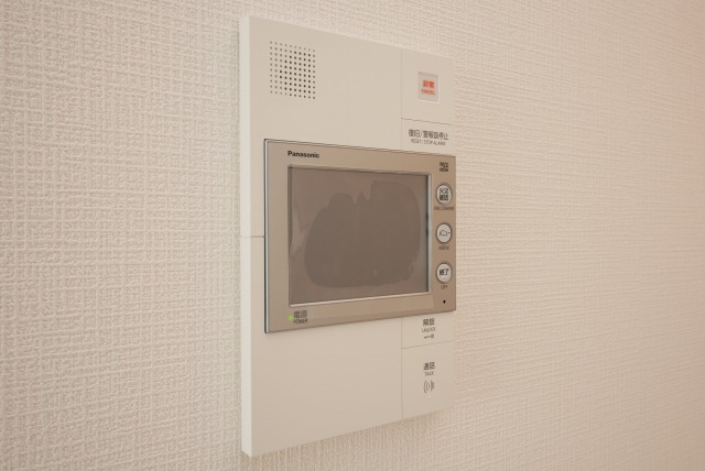 セキュリティ　モニター付きインターホンです