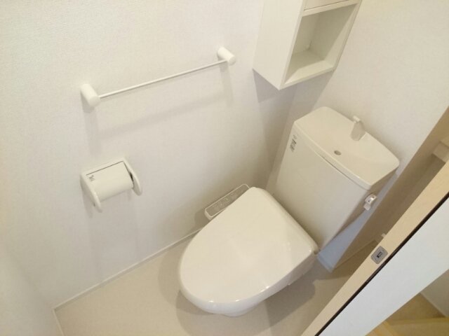 トイレ　シンプルで使いやすいトイレです