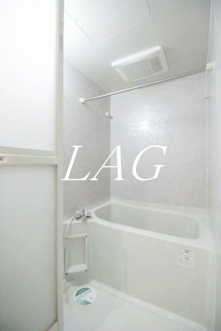 バス・シャワールーム　お風呂です。