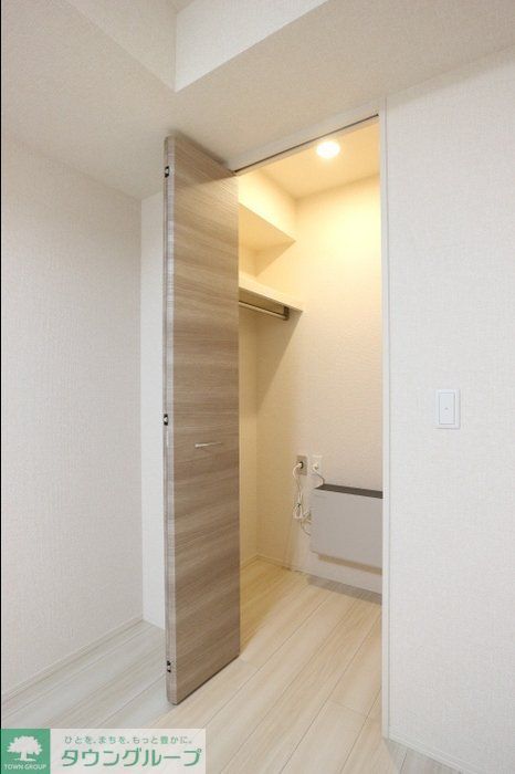 収納　※同建物　別タイプ間取り　設備施工例　現況優先