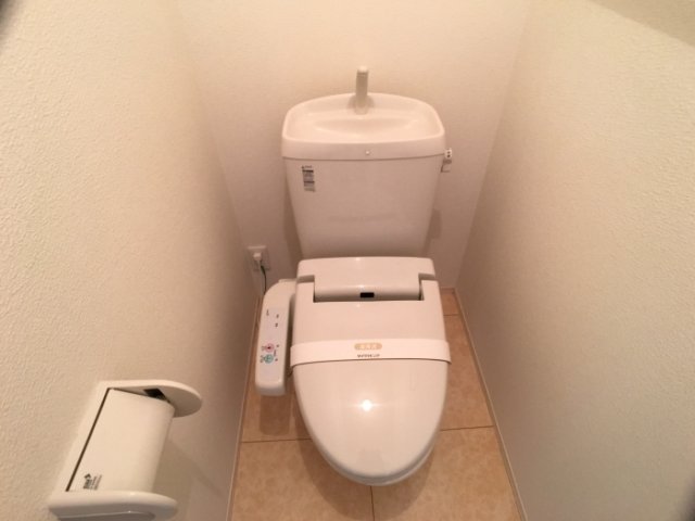 トイレ　トイレもきれいです