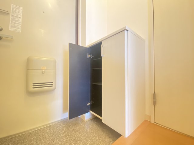 その他設備　シューズボックス