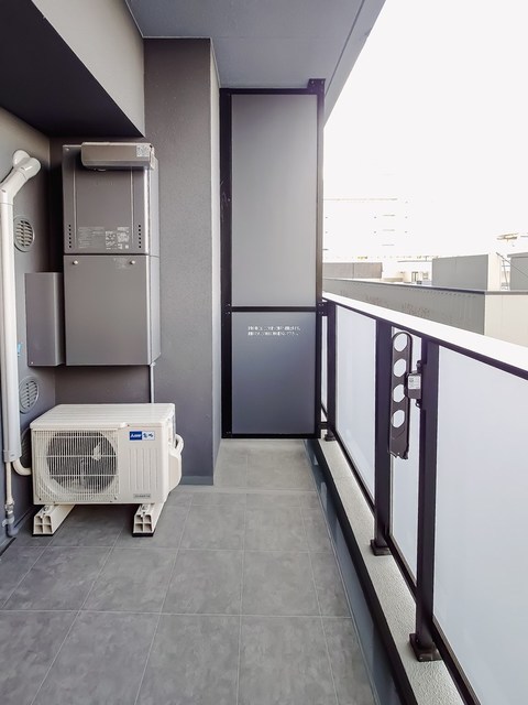 バルコニー　写真は同タイプ住戸です。