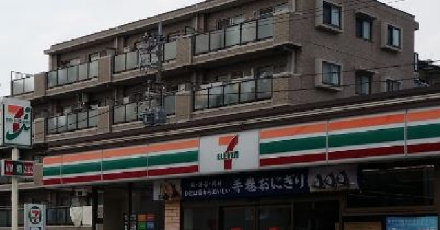 コンビニ　セブンイレブン川崎下小田中店（コンビニ）まで374m