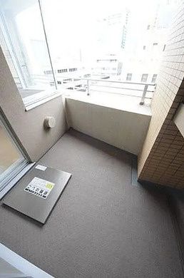 バルコニー　陽当たり良好なバルコニーです