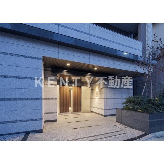 エントランス　ゆとりのあるエントランスです