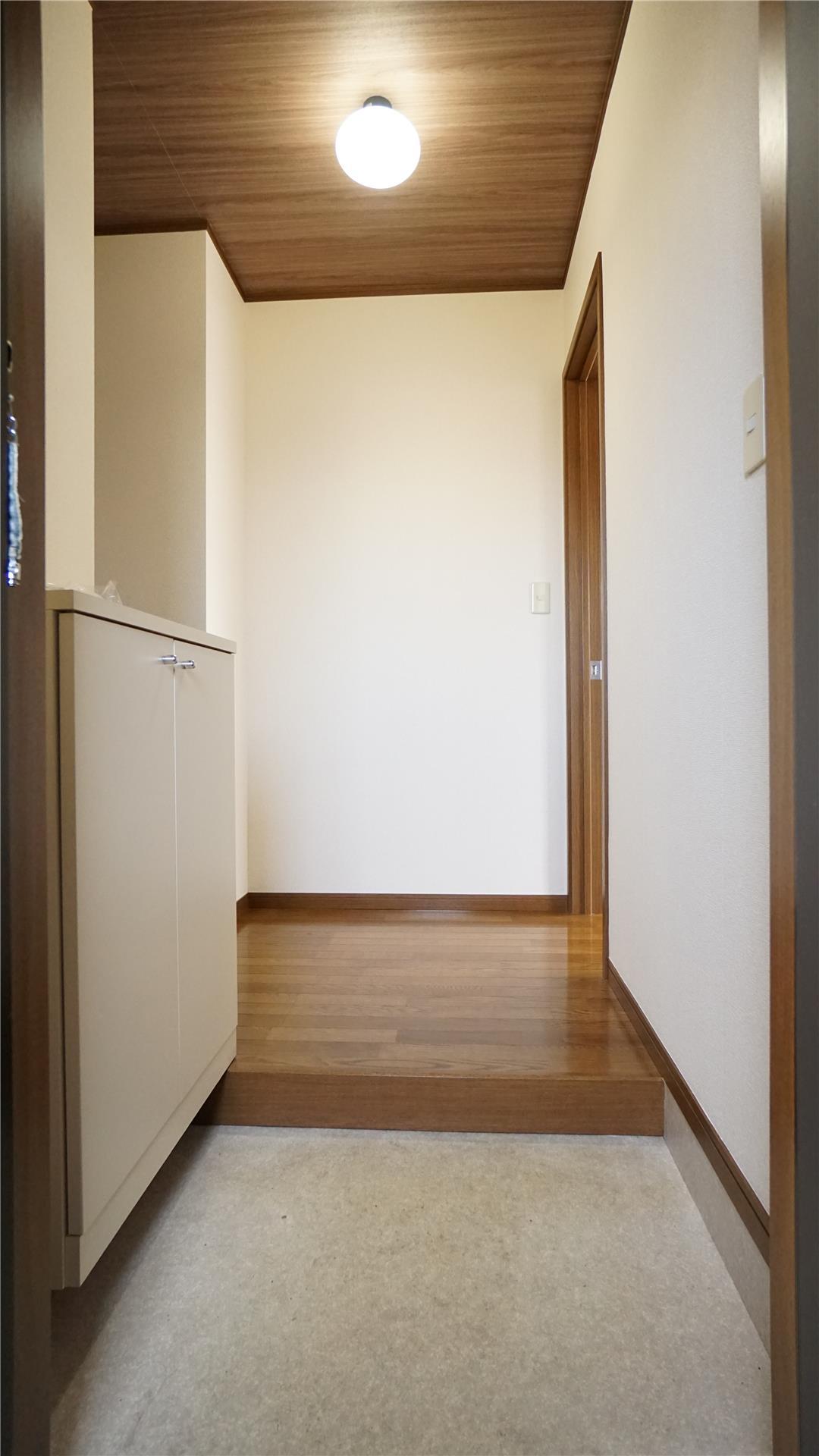 玄関　別のお部屋のお写真です