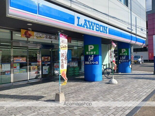 コンビニ　ローソン福岡飯倉１丁目店（コンビニ）まで180m