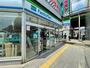 コンビニ　ファミリーマート 黄金町駅前店（コンビニ）まで145m