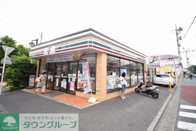 コンビニ　セブンイレブン横浜鶴ケ峰駅北店（コンビニ）まで350m