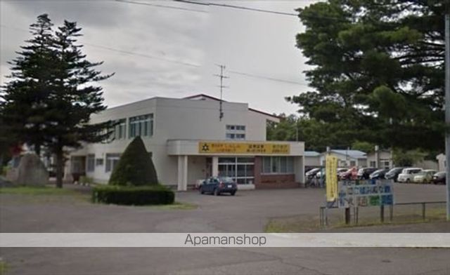 小学校　中士幌小学校（小学校）まで7457m