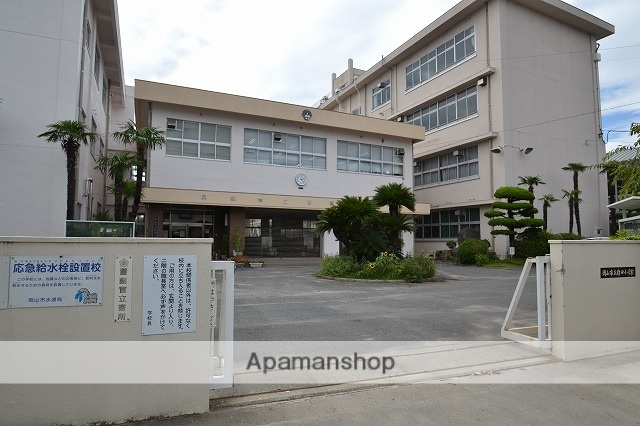 小学校　岡山市立財田小学校（小学校）まで1096m
