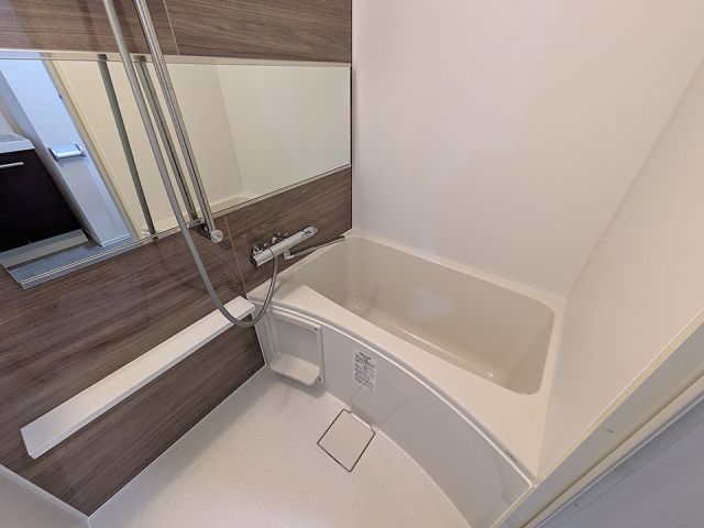 LaVieEstBelle横浜白楽の風呂写真