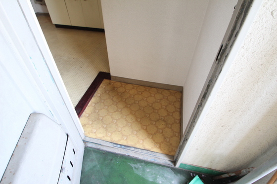 玄関　※別部屋の写真です