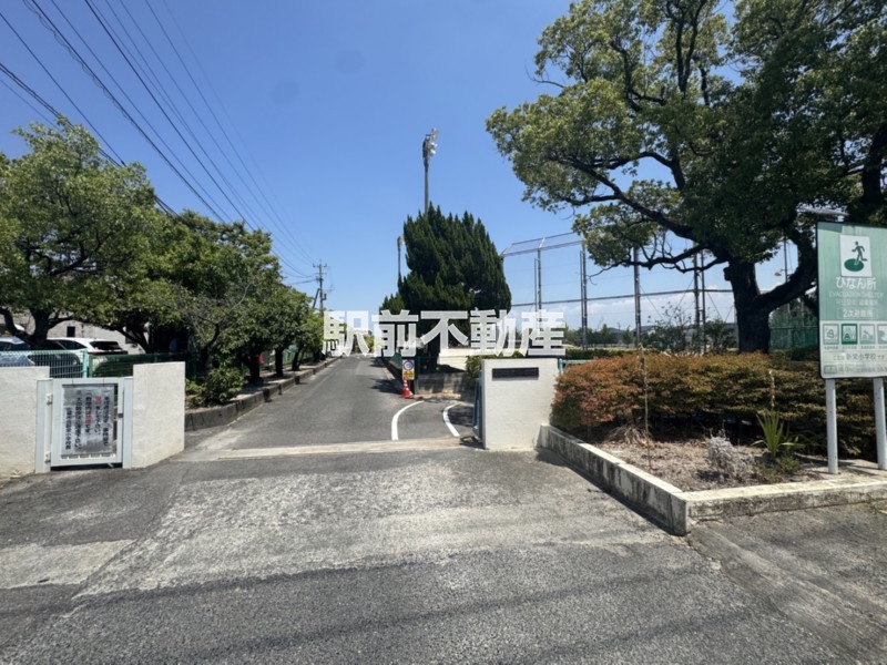 小学校　新栄小学校（小学校）まで500m