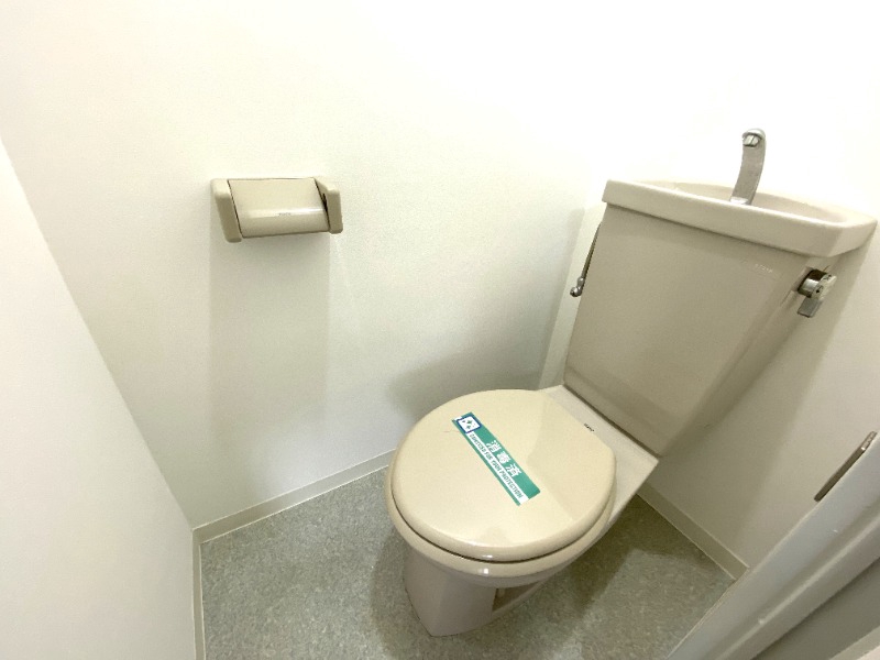 トイレ　トイレは普通ですみません・・。