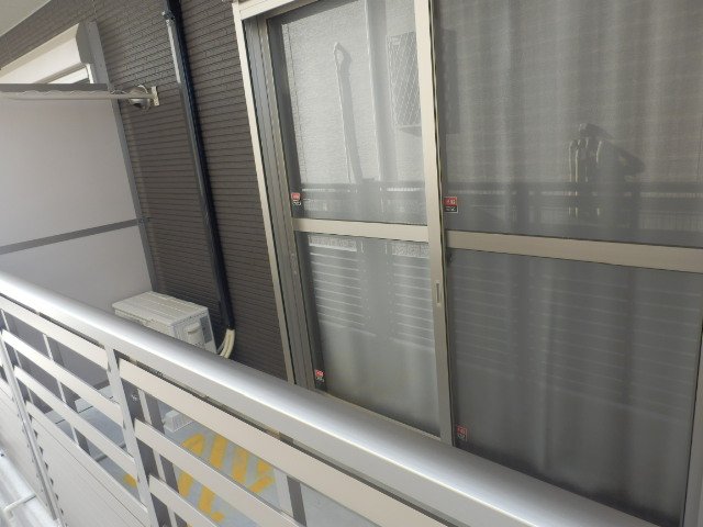 その他　防犯ガラス＆シャッター付き！