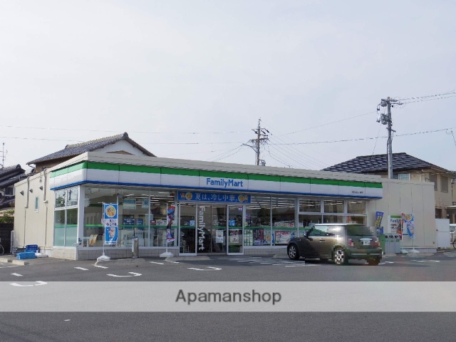 コンビニ　ファミリーマート浜松泉四丁目店（コンビニ）まで470m