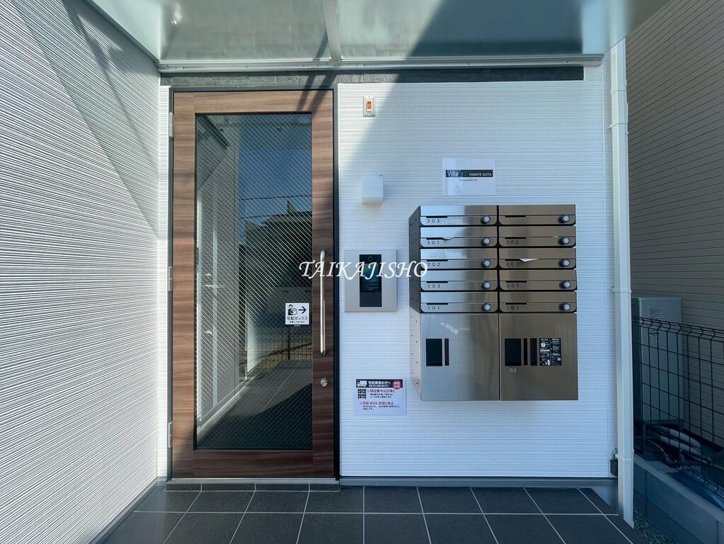 エントランス　同施工会社の室内写真の為、実際の写真とは異なります。