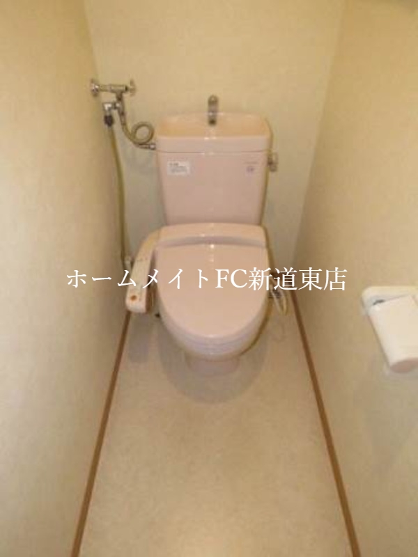 トイレ　トイレ