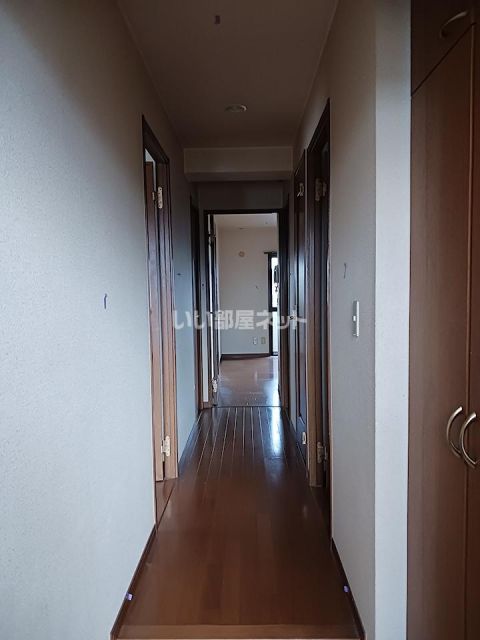 グランディールの玄関写真