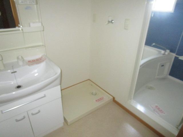 洗面設備　脱衣所です。