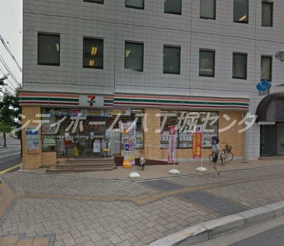 コンビニ　セブンイレブン広島家庭裁判所前店（コンビニ）まで521m