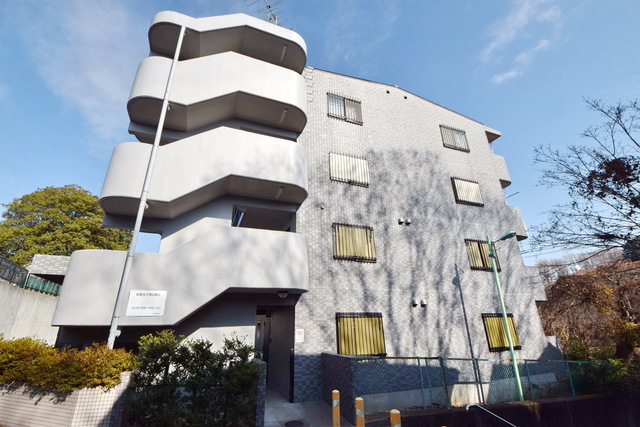 建物外観　～青い空、気持ちいいっ～