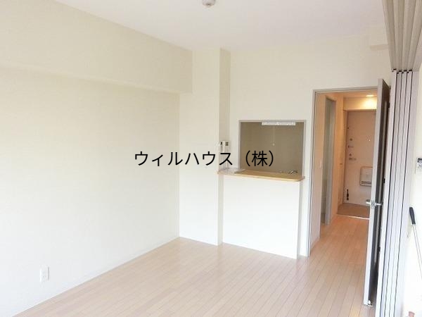 居室・リビング　人気のカウンターキッチン！