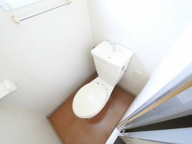 トイレ　コンパクトで使いやすいトイレです