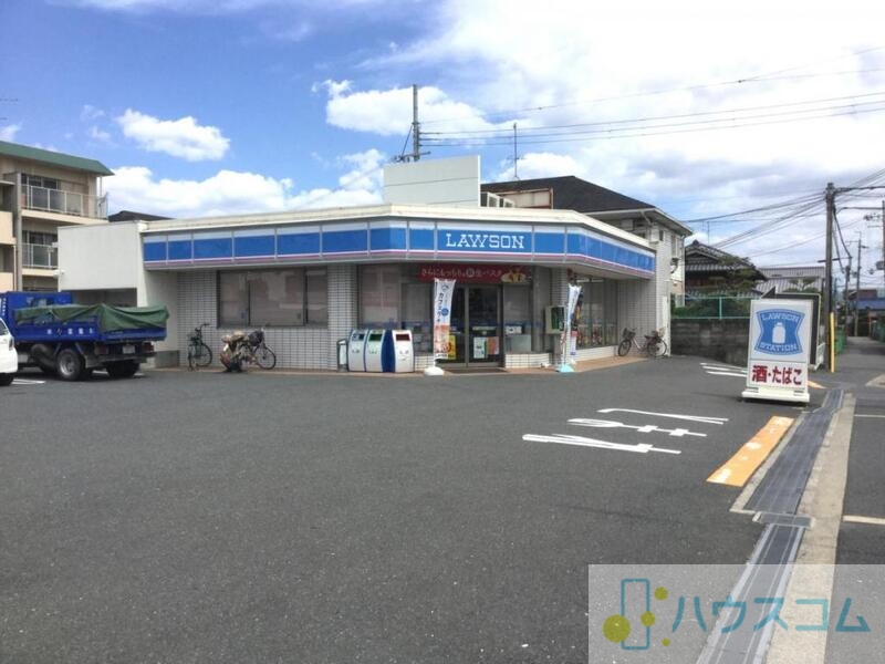 コンビニ　ローソン 茨木鮎川四丁目店（コンビニ）まで546m