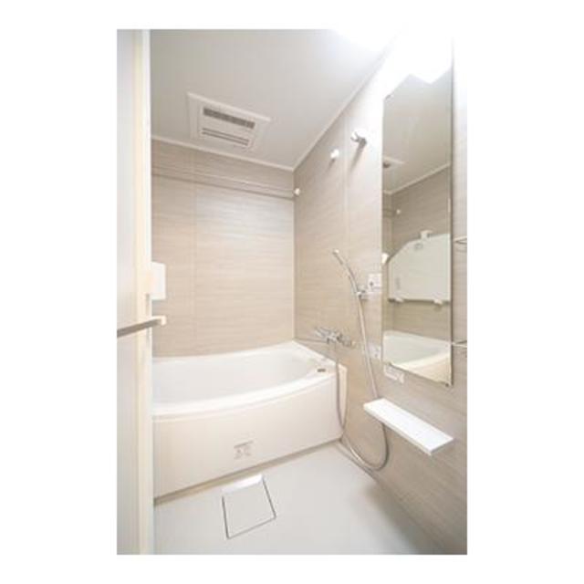 バス・シャワールーム　※写真は同タイプ住戸です。