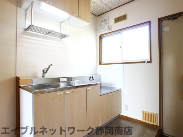 キッチン　キッチンでお料理をお楽しみください