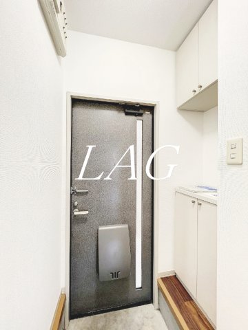 玄関　玄関です。